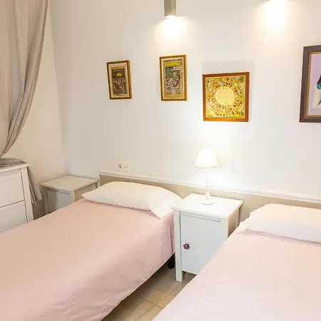 Ferienhaus Theodora Chica 1 *